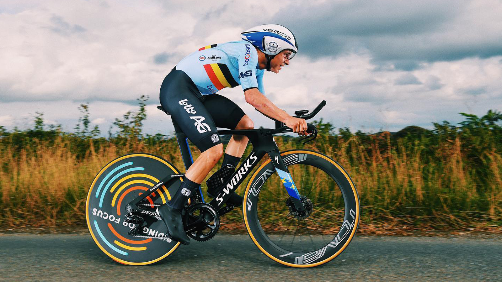 קבוצה Deceuninck - Quick-Step Cycling Team