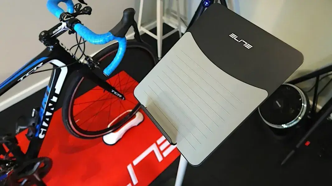 מעמד למחשב Posa Nero Supporto Dispositivi 2021 @