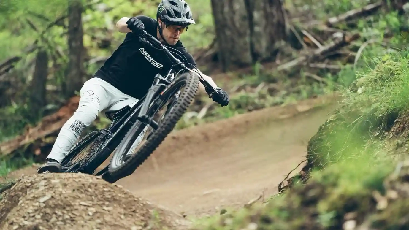 אופני הרים שיכוך מלא Fluid FS C2 L29 Black/Chrome