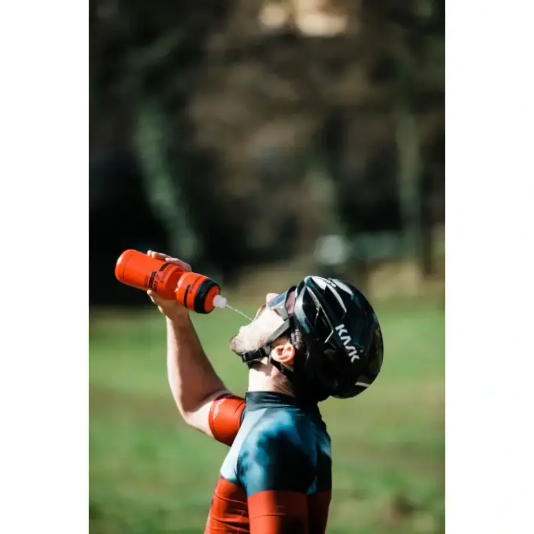 בקבוק שתייה אדום 800 סמ"ק ZEFAL SENSE PRO