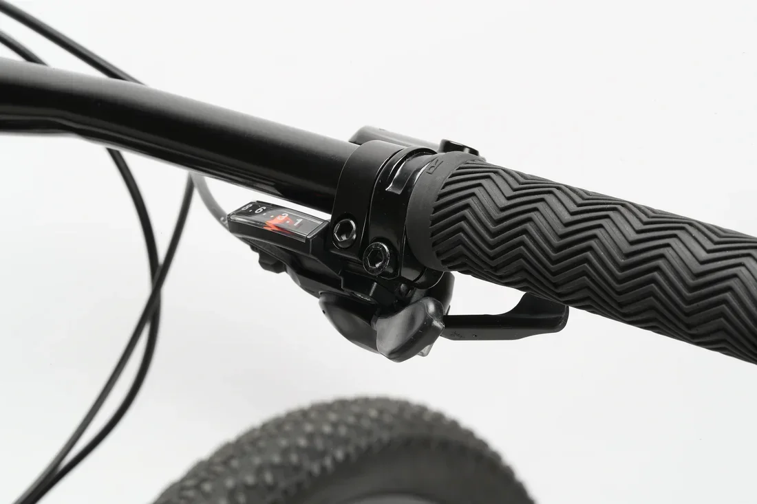 אופני הרים זנב קשיח FlightLine 29" 1 MGloss Black Grey