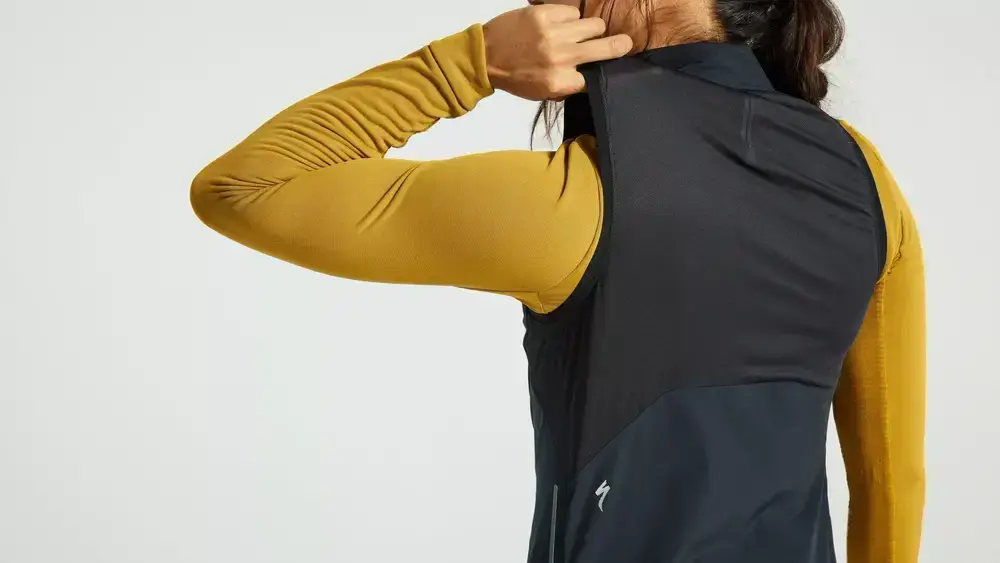 וסט רוח לנשים שחור Prime Wind Blk Xs