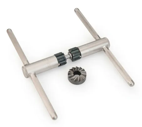 BTS-1  מתקן הברגות ציר מרכזי בשילדה