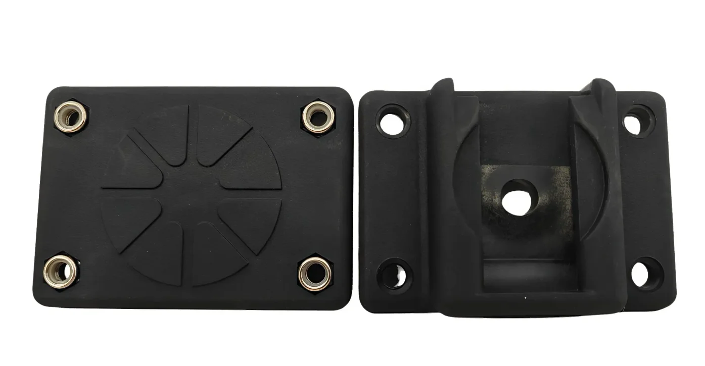 תושבת פלסטיק  שחורה QUICK COUPLER BLACK REINFORCED PLASTIC