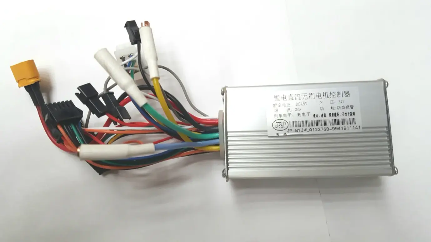 בקר לקורקינט ONE STEP 200  48V 20A