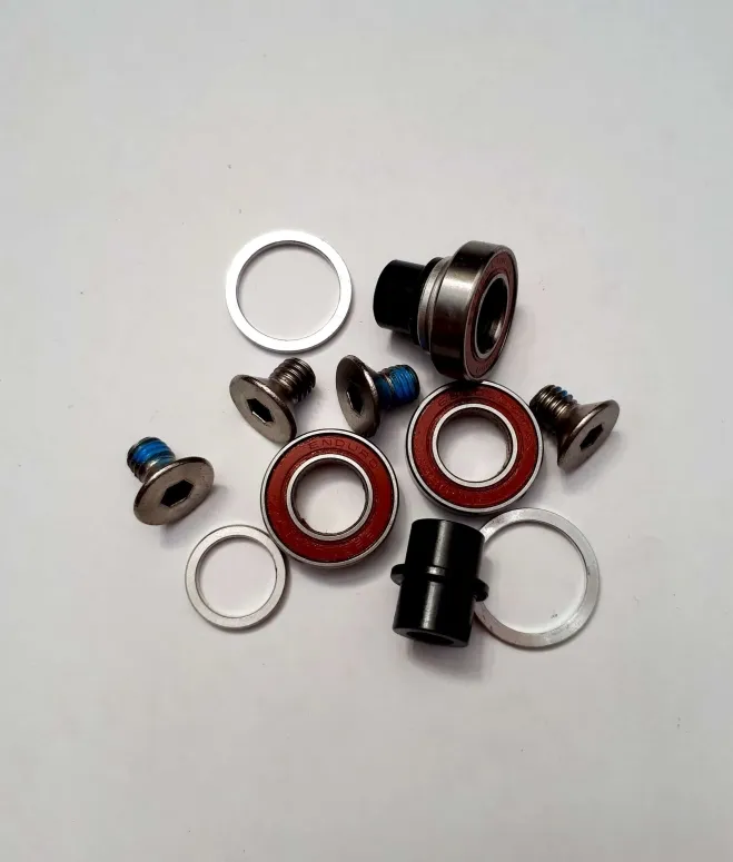 סט ברגים ומיסבים  Range b 1/2/3 dropout pivot