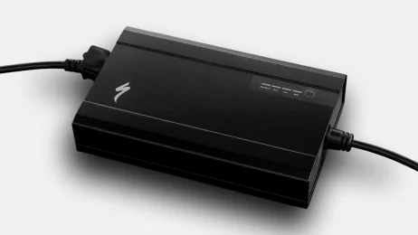 סוללה TURBO 3.1 SMART CHARGER W/EU CABLE